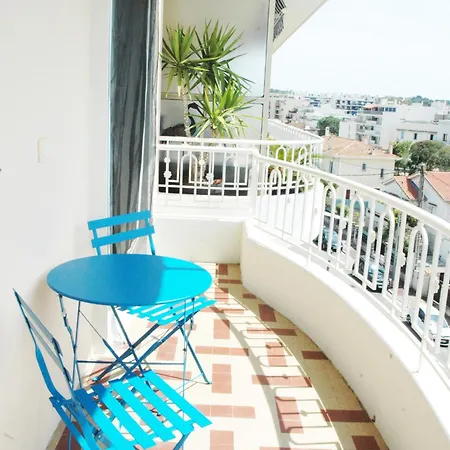 Lejlighed Good Location, Sunny Terrace, Beach And Shops At 4 Mn